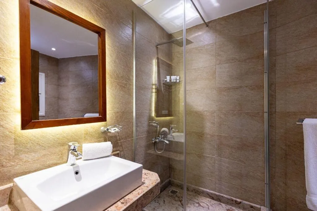 Room, Pyramids Yard Hotel, Cairo