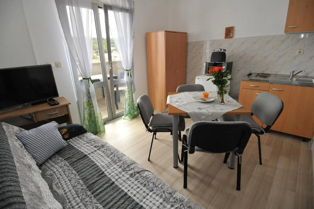 APARTMENT WITH BALCONY Room, Apartments Sea Star, Dubrovnik
