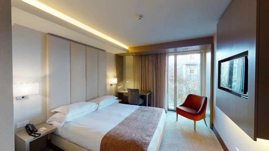 DOUBLE WITH BALCONY Room, Smy Lisboa, Lisbon