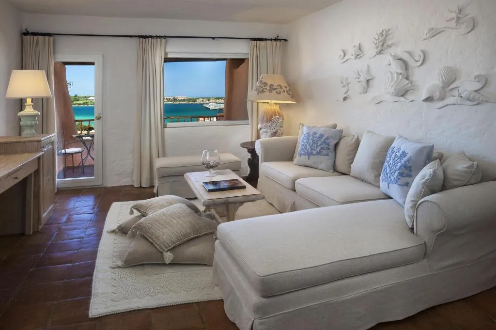 SUITE PREMIUM WITH VIEWS Room, Cervo, Olbia