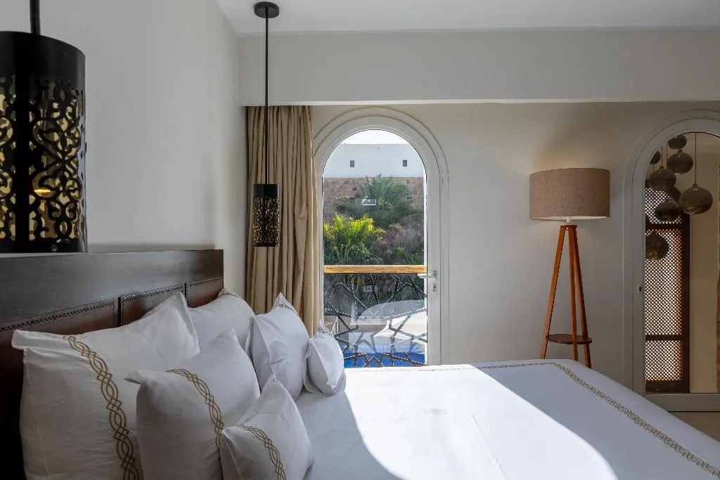 VILLA SEA VIEW Room, Fort Arabesque Resort, Spa and Villas, Red Sea Riviera
