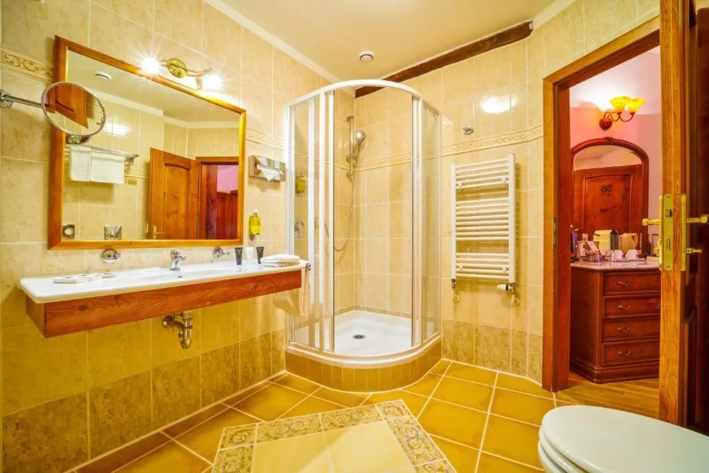 TRIPLE STANDARD Room, Josephine Old Town Square - Czech Leading Hotel, Prague