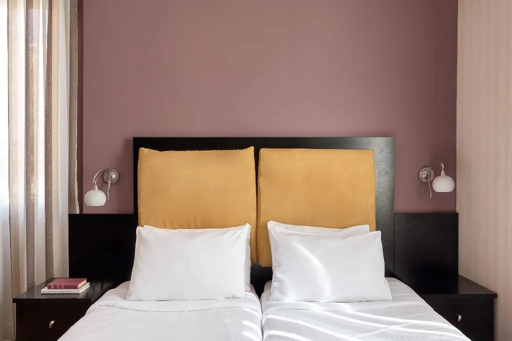 JUNIOR SUITE WITH BALCONY Room, Delphi Art Hotel, Athens