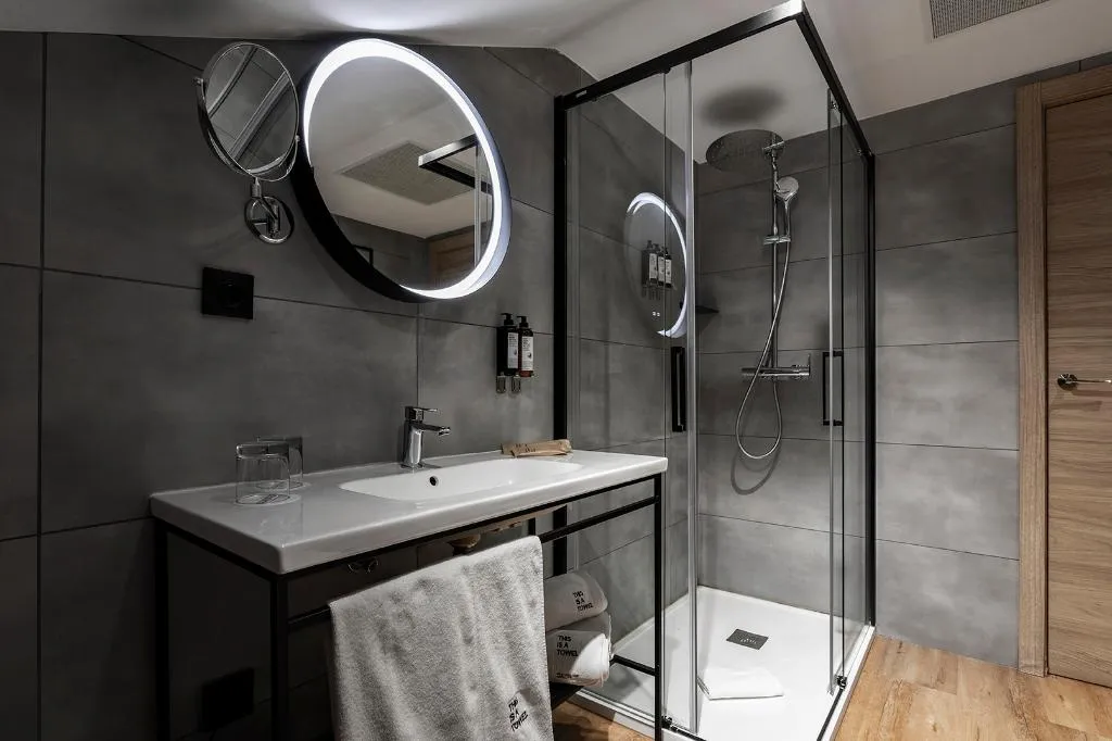 QUADRUPLE STANDARD Room, Petit Palace Cliper Gran Vía, Madrid