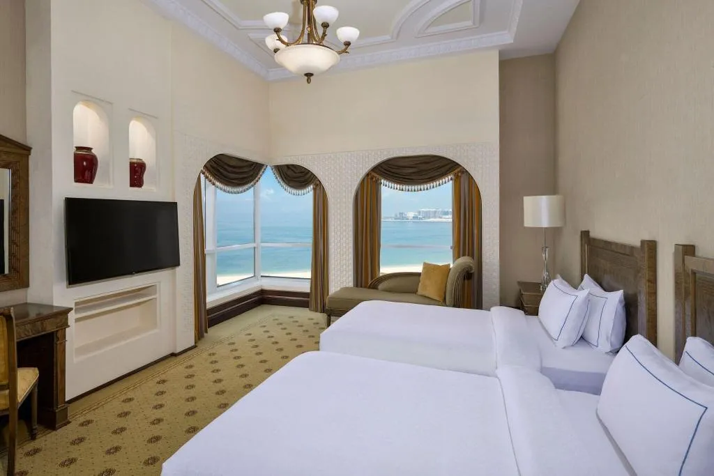 Room, Habtoor Grand Resort, Autograph Collection, Dubai