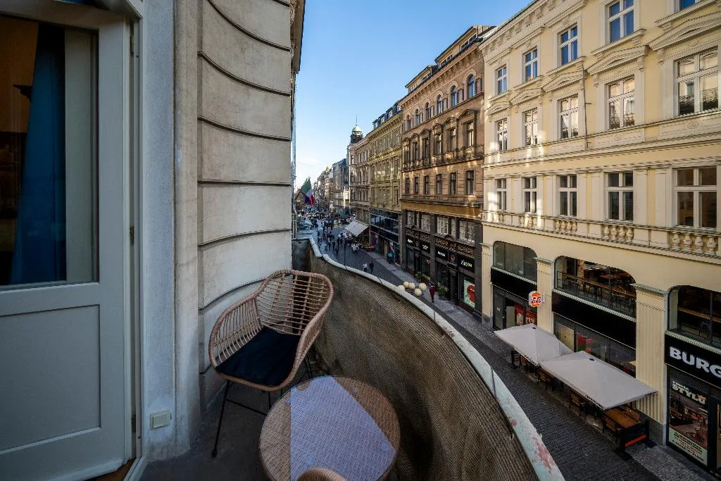 General view, Old Town - Aparthotel Michalska, Prague
