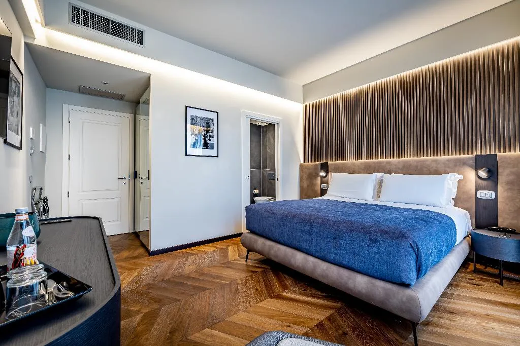 DOUBLE CLASSIC Room, Palazzo Alfieri, Florence