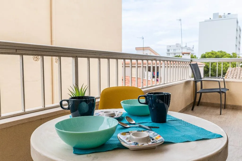 APARTMENT WITH BALCONY Room, Acapulco Apartments, Majorca