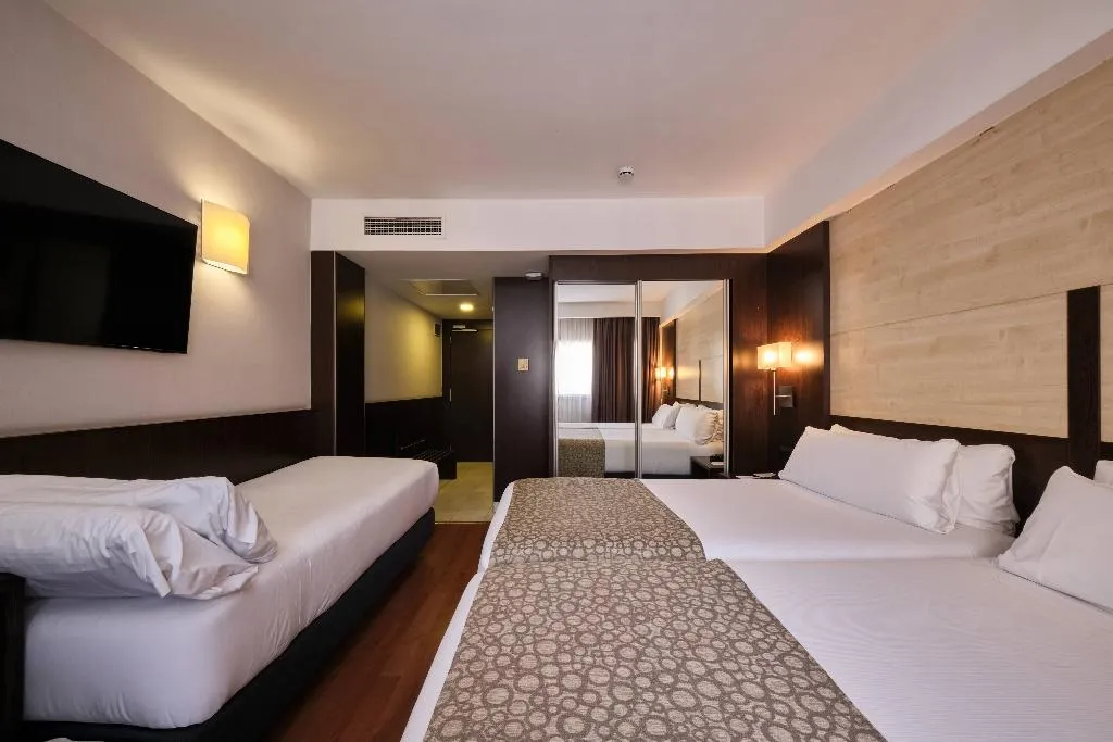 Room, Catalonia Sagrada Familia, Barcelona