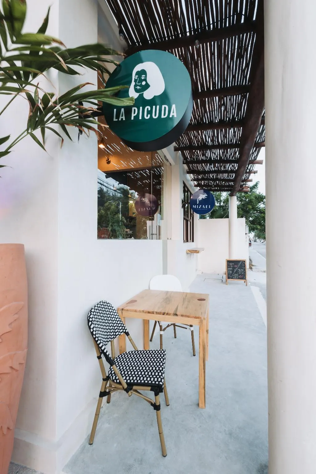 Restaurant, Hotel Casa Barbara Holbox, Cancun Area