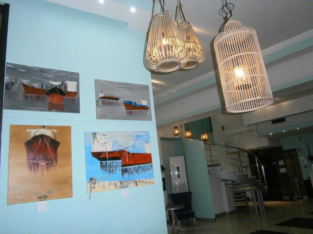 Bar, Metropolitan, Halkidiki