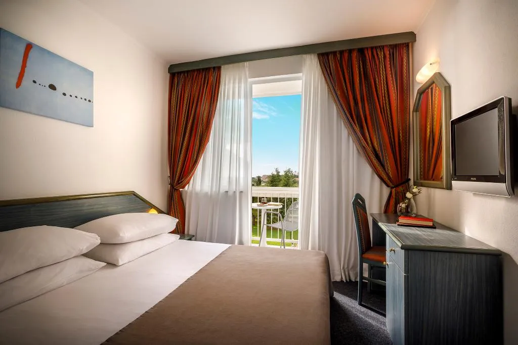 DOUBLE SIDE SEA VIEW WITH BALCONY Room, Laguna Maradiso Hotel by Aminess, Istria