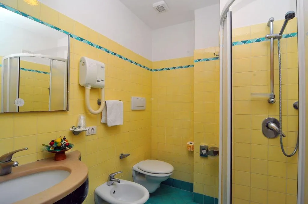 TRIPLE CLASSIC Room, Tourist, Naples