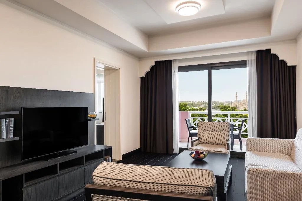 APARTMENT DELUXE TWO BEDROOM Room, Oaks Ibn Battuta Gate Dubai, Dubai
