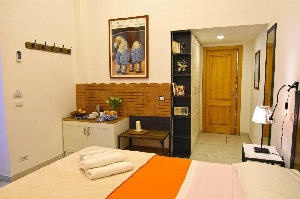 Room, Ninarella Bed&Breakfast, Naples