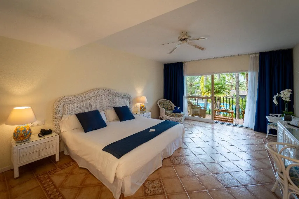 Double or Twin PREMIUM Room, Bluebay Banús, Costa Del Sol
