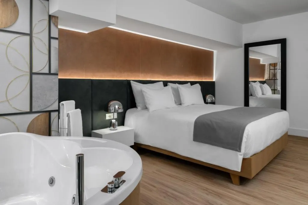 JUNIOR SUITE SUPERIOR Room, Elia Ermou Athens Hotel, Athens