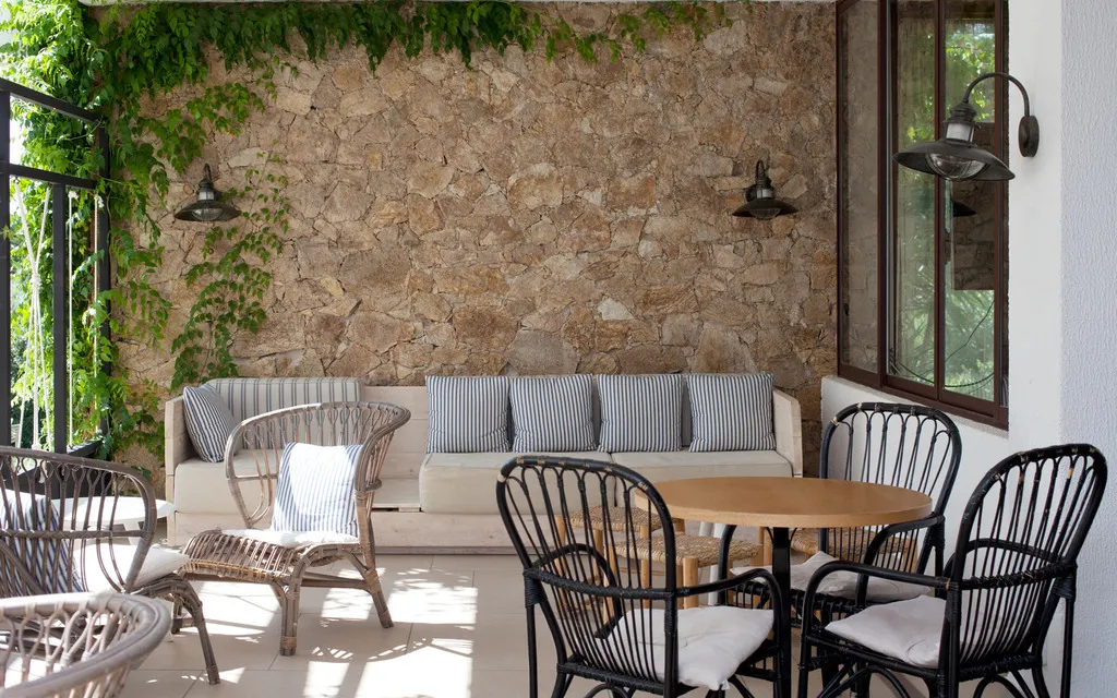 Bar, Alga, Costa Brava