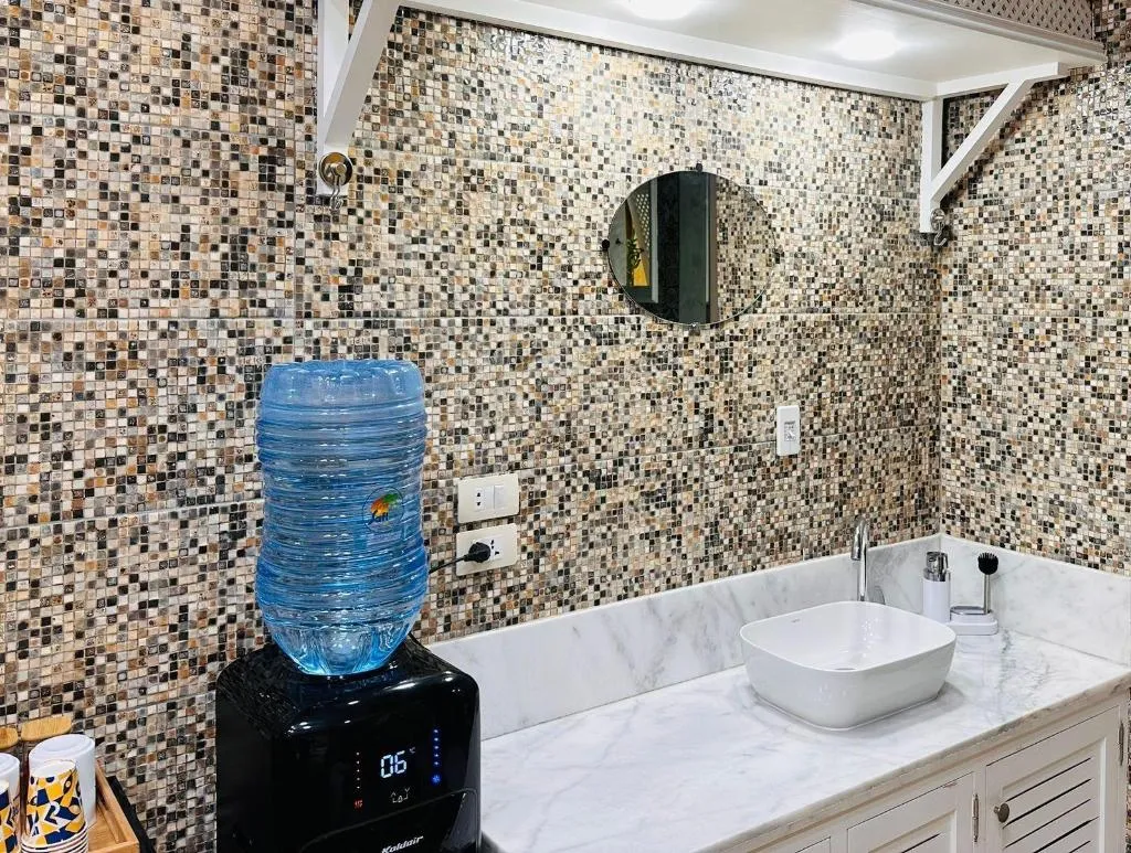 Room, Ga Plus, Cairo