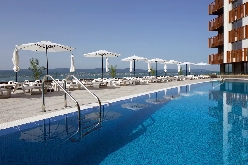 Pool, Paradiso Apartcomplex, Bourgas