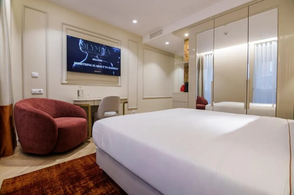 DOUBLE SUPERIOR Room, Olympia Lis Baixa Hotel, Lisbon