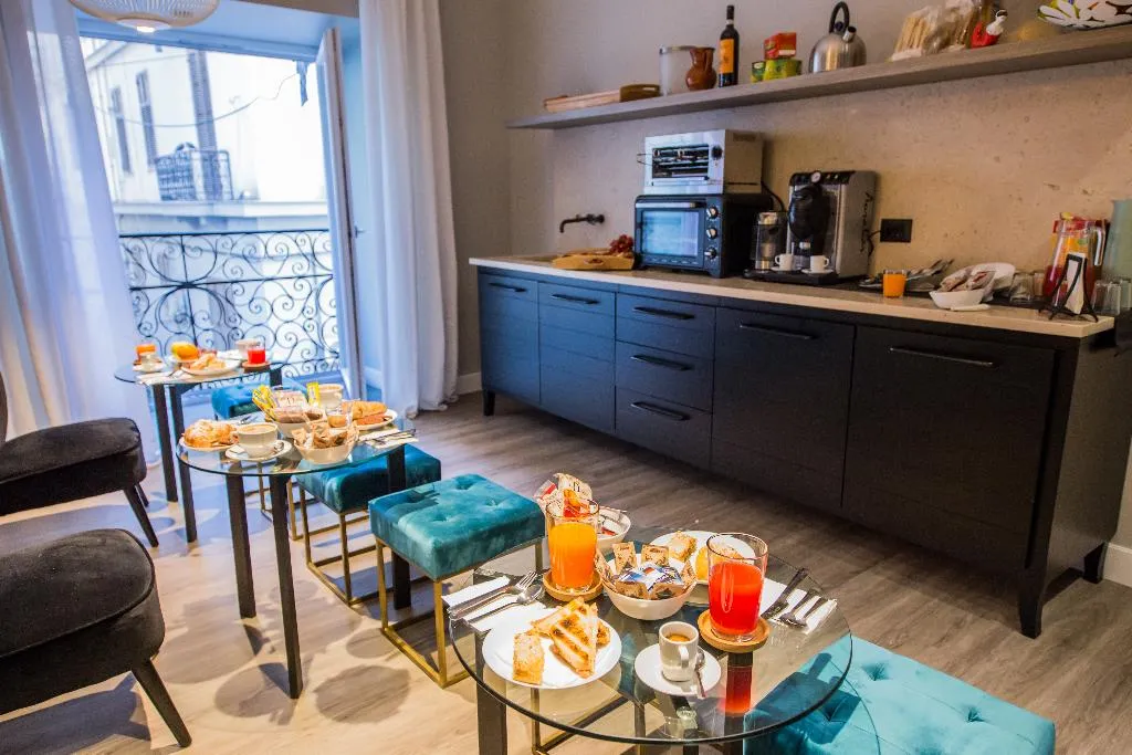 Bar, B&B Art House, Naples