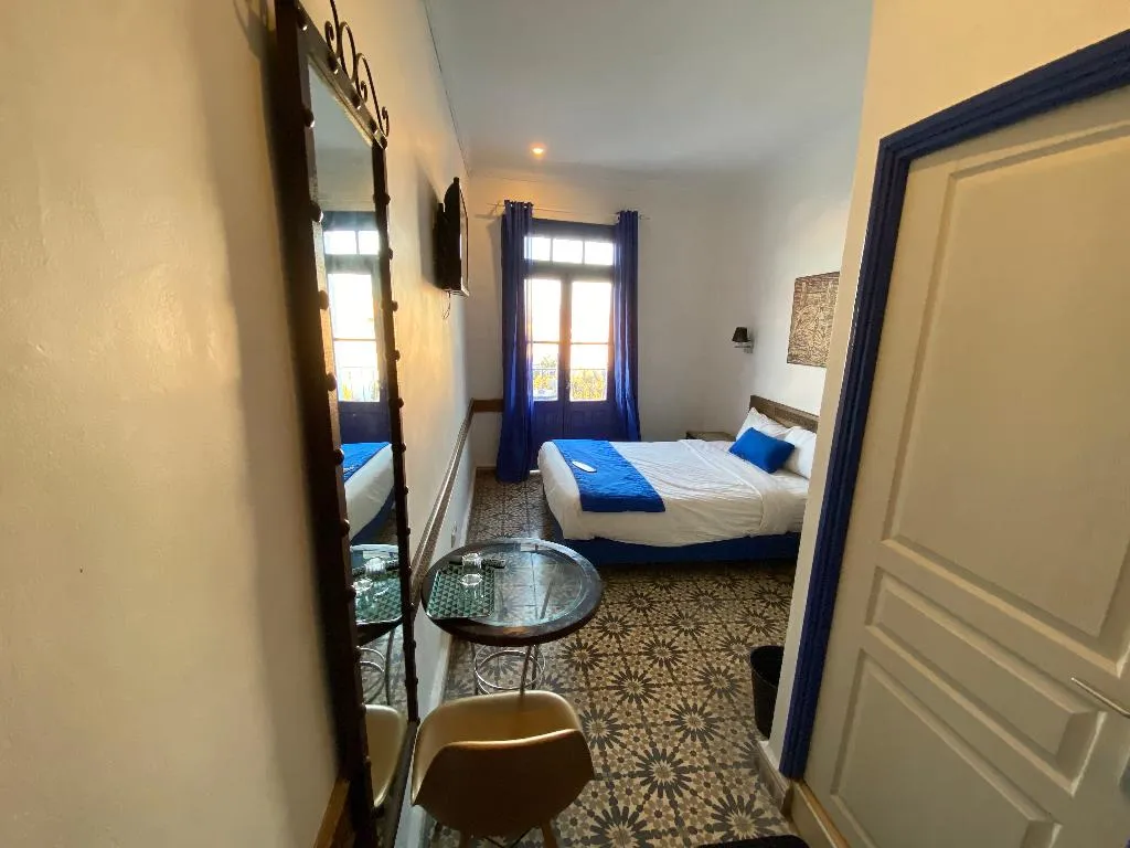 DOUBLE STANDARD Room, Hotel Central, Casablanca
