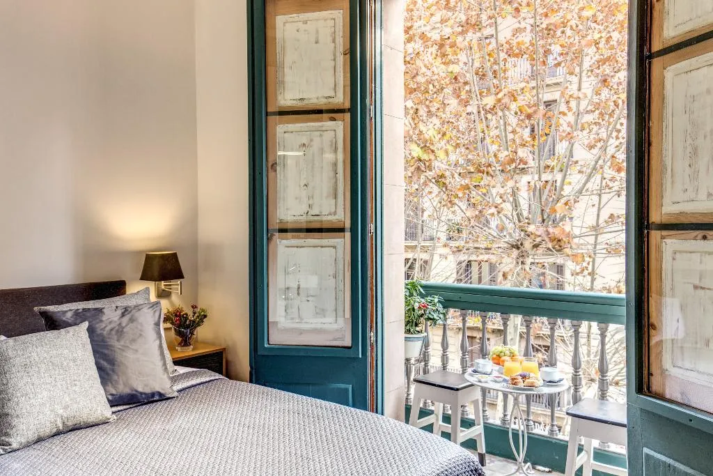 DOUBLE WITH BALCONY Room, We Boutique Hotel, Barcelona