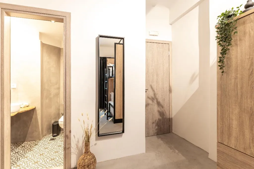 QUADRUPLE PREMIUM Room, PAME Wild, Athens