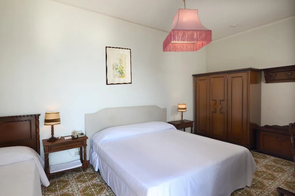TRIPLE ECONOMY Room, Lido Mediterranee, Taormina