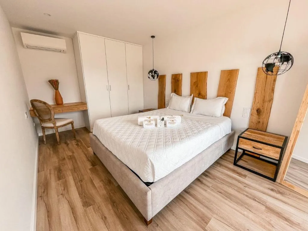 Room, Pousadela Village, Porto