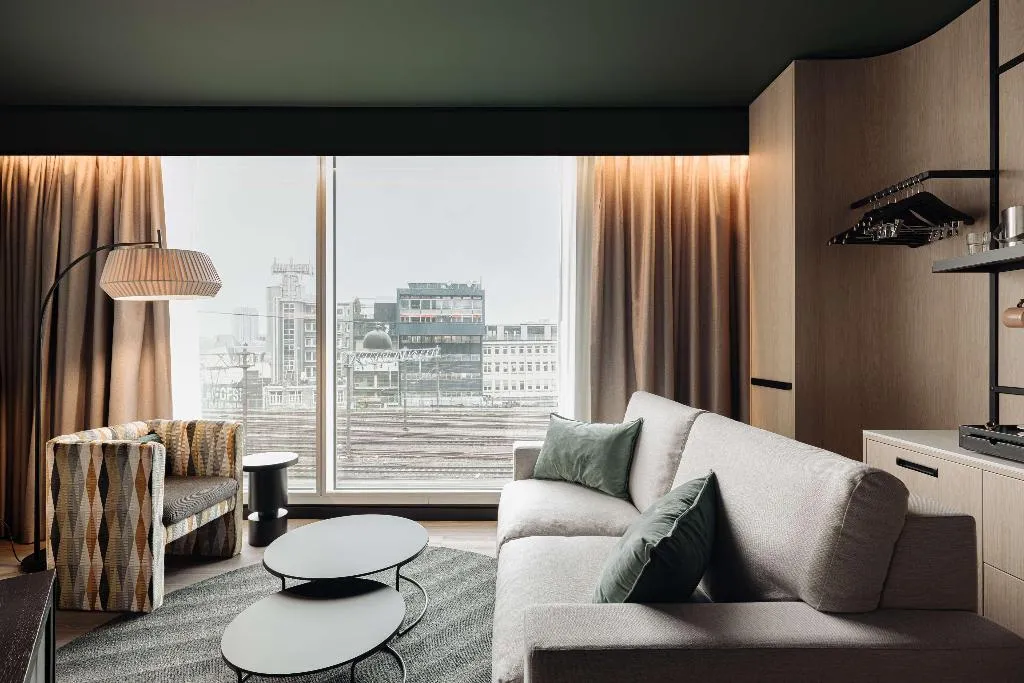 Room, DoubleTree by Hilton Amsterdam Centraal Station, Amsterdam