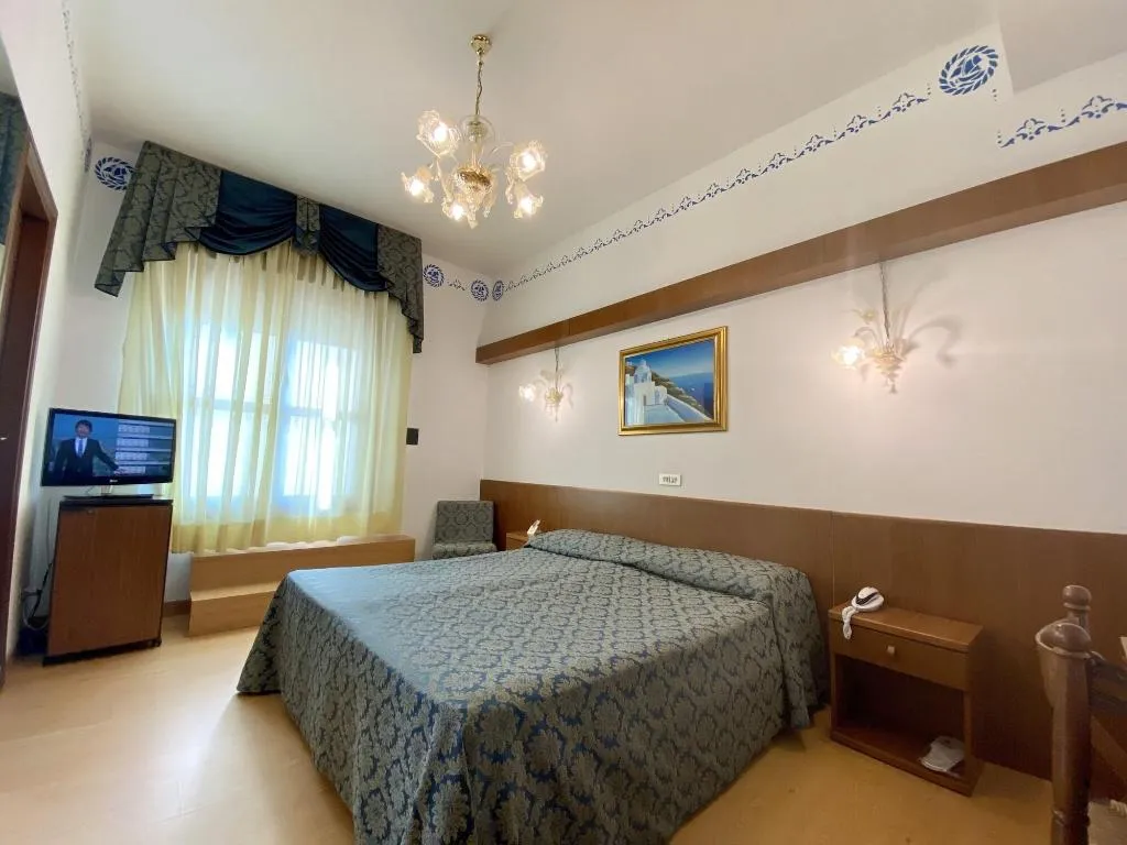 Room, Hotel Florida, Venice