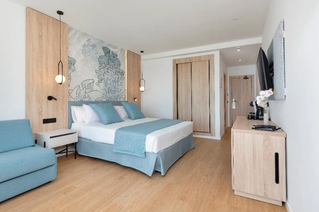 FAMILY ROOM SEA VIEW Room, Palia Tropico, Majorca