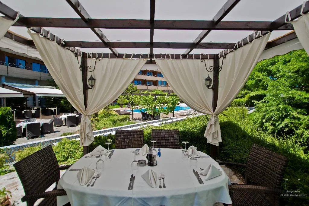 Restaurant, Grand Hotel Pomorie, Bourgas