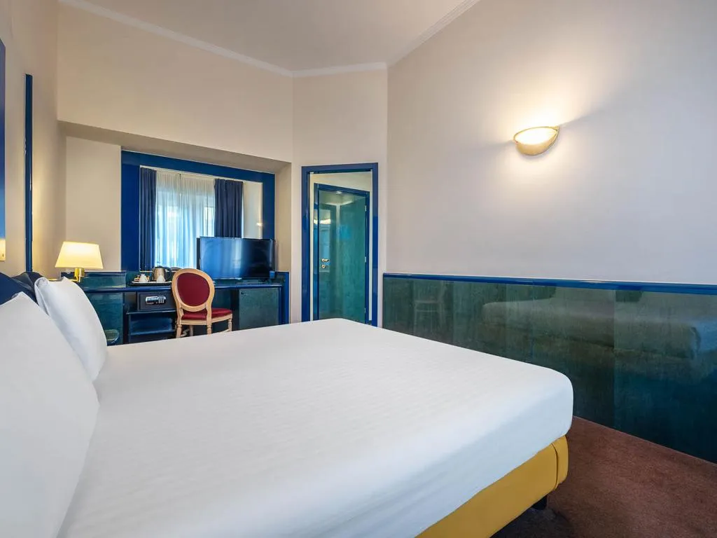 DOUBLE SUPERIOR Room, iH Hotels Milano Ambasciatori, Milan