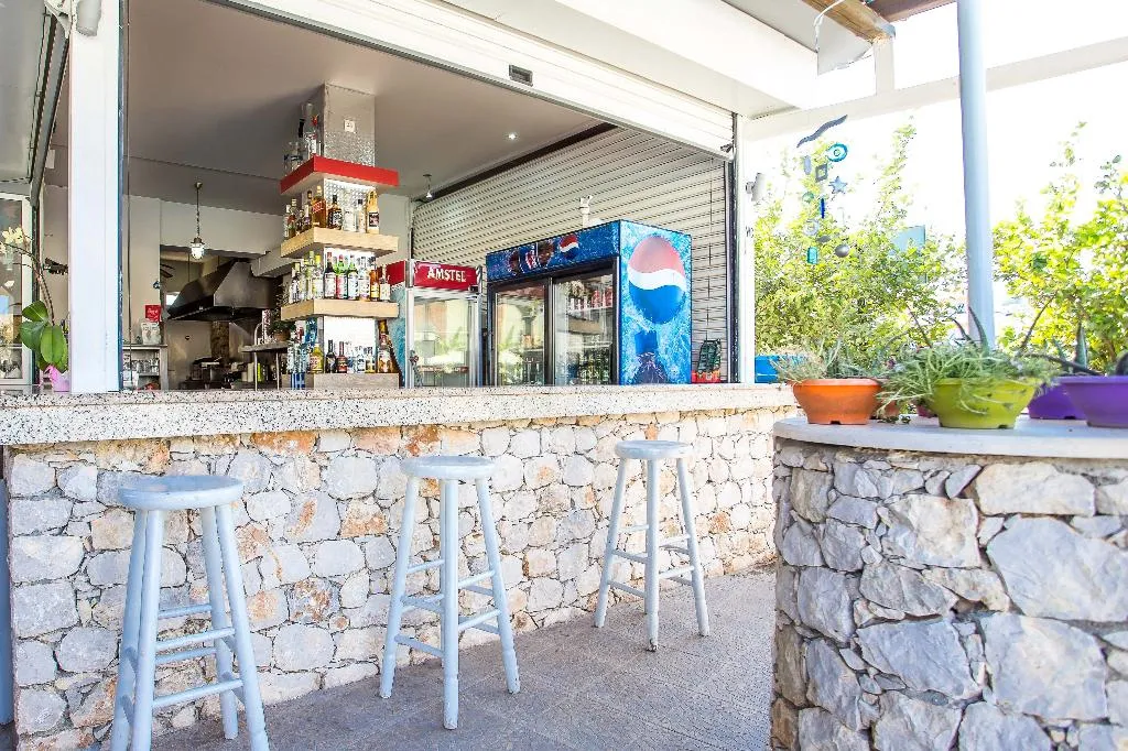 Restaurant, Vickys Studios, Rhodes