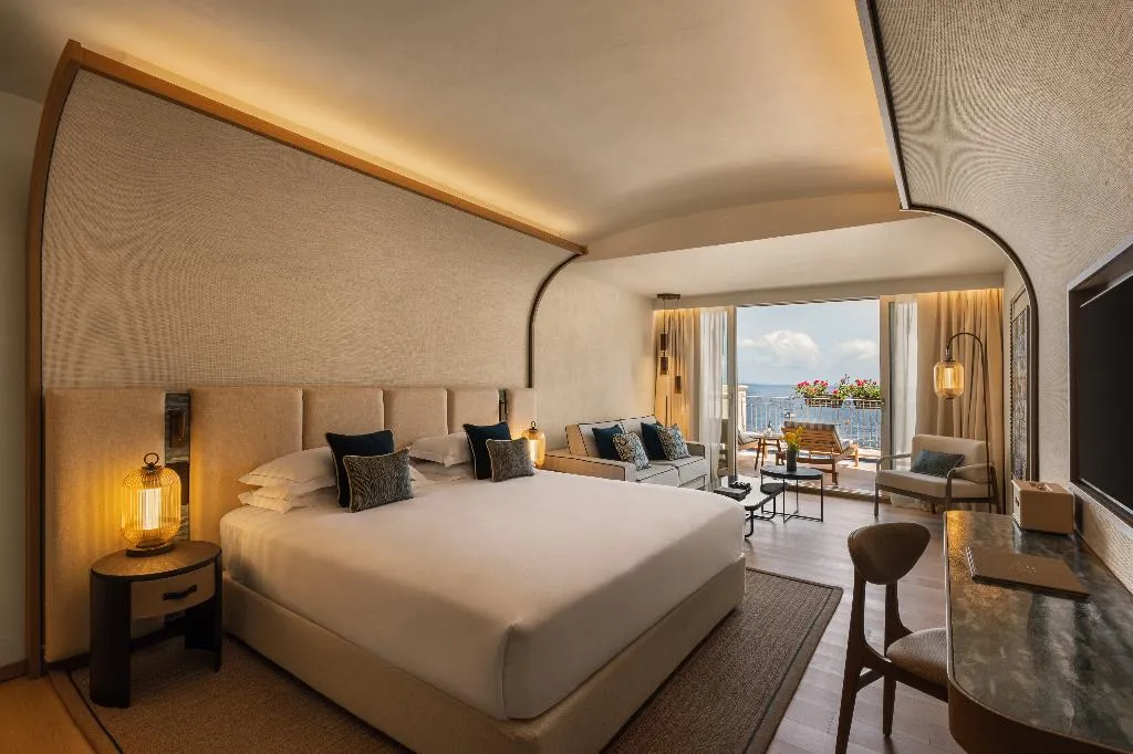 JUNIOR SUITE CAPACITY 3 Room, Mazzarò Sea Palace, Taormina