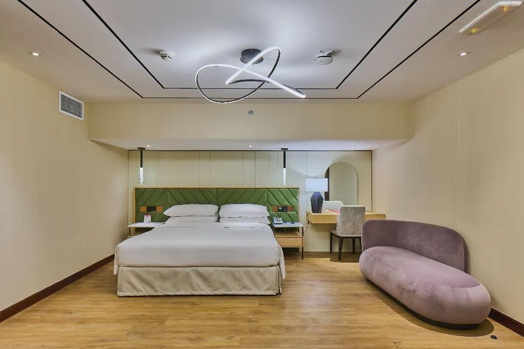 SUITE PENTHOUSE Room, Ramada Hotel & Suites by Wyndham JBR, Dubai
