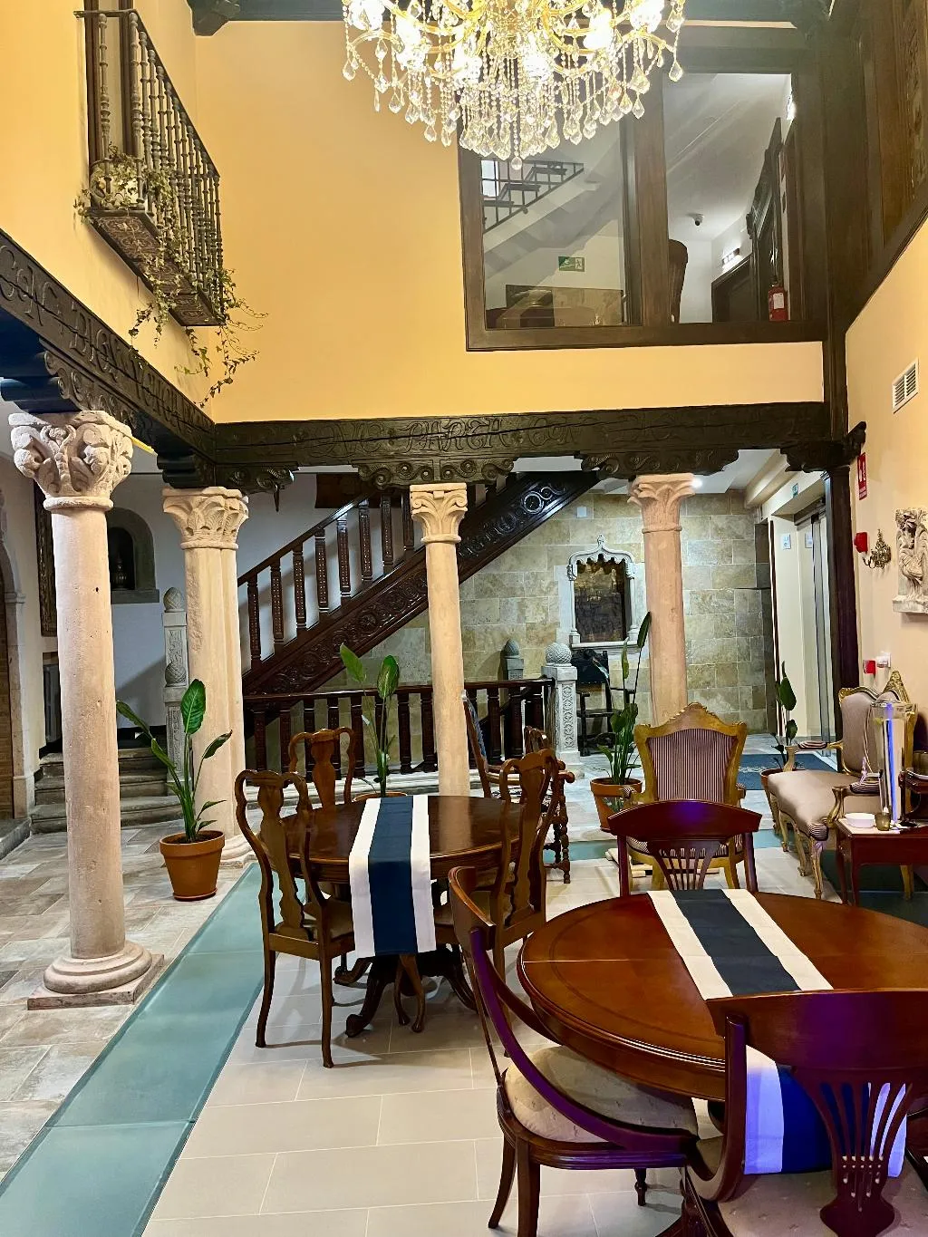 Restaurant, Hotel Boutique Casón De Los López, Madrid