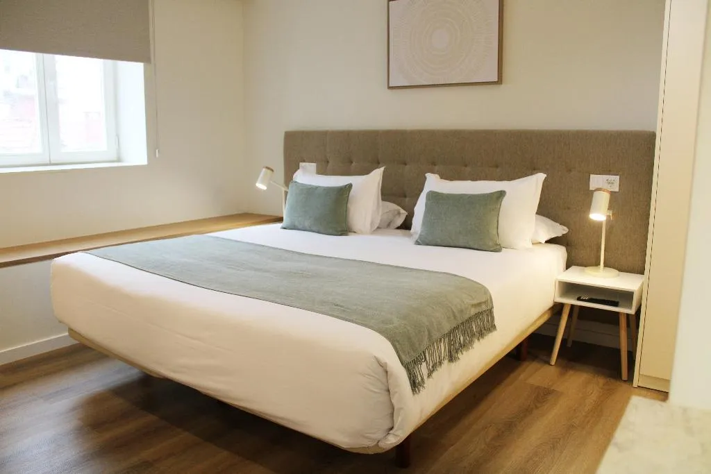 STUDIO KING SIZE BED Room, Rossio Garden Suites, Lisbon