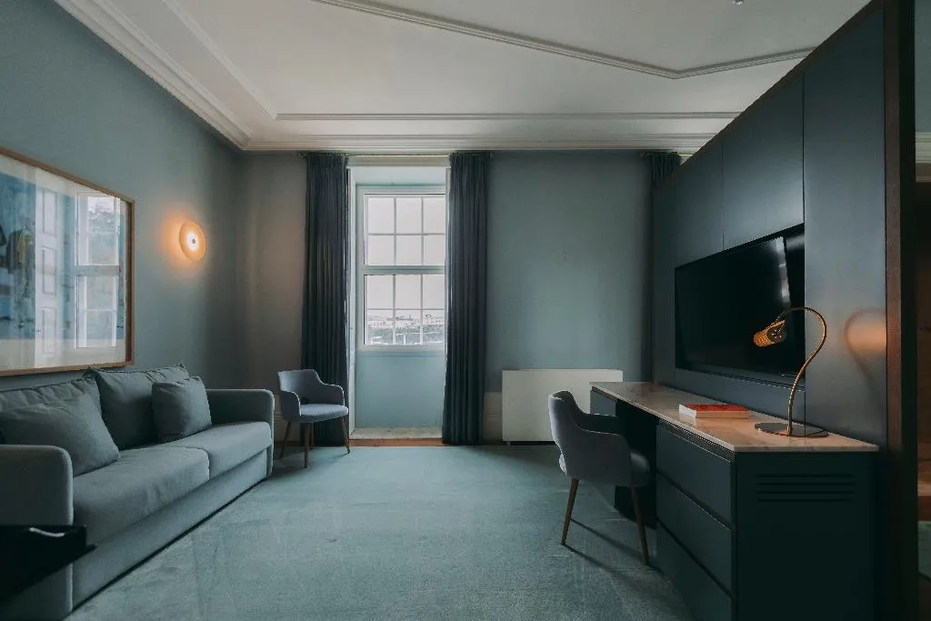 SUITE DELUXE CAPACITY 2 Room, Torel Private Collection, Porto