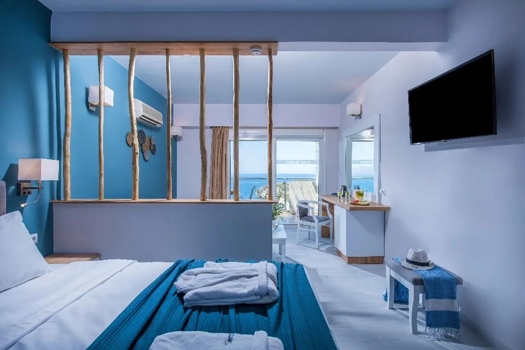 Double or Twin LUXURY SEA VIEW Room, Mistral Mare, Crete