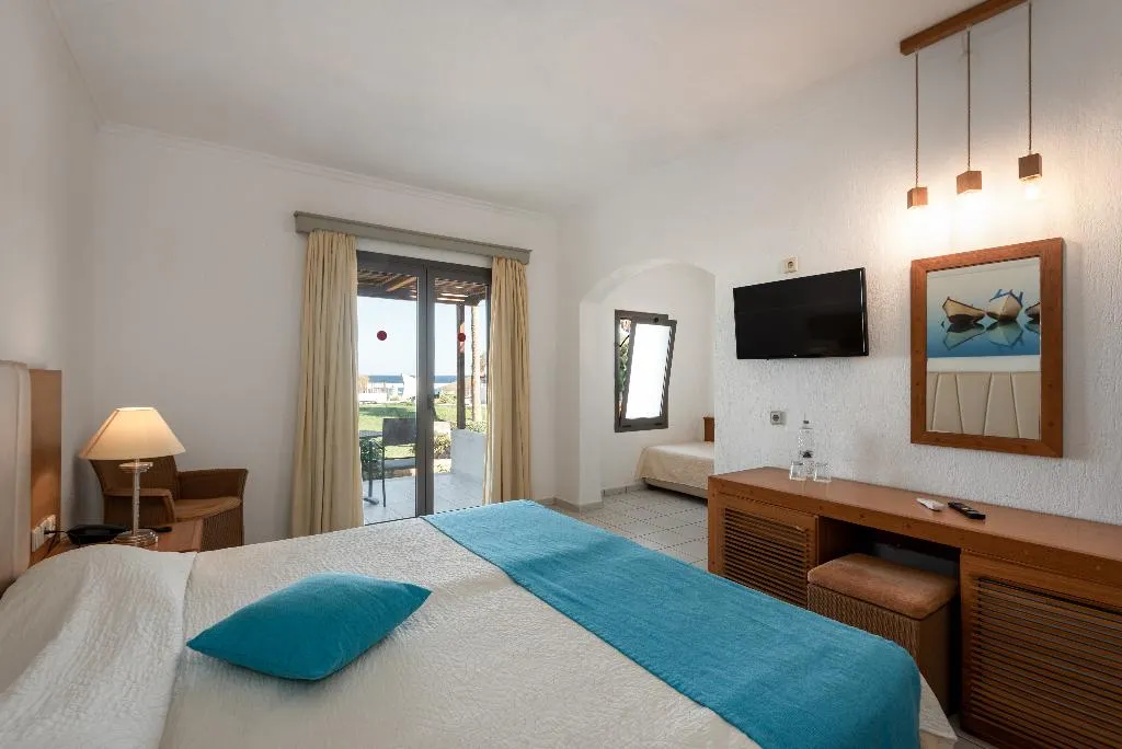 BUNGALOW CAPACITY 3 Room, Annabelle Beach Resort, Crete