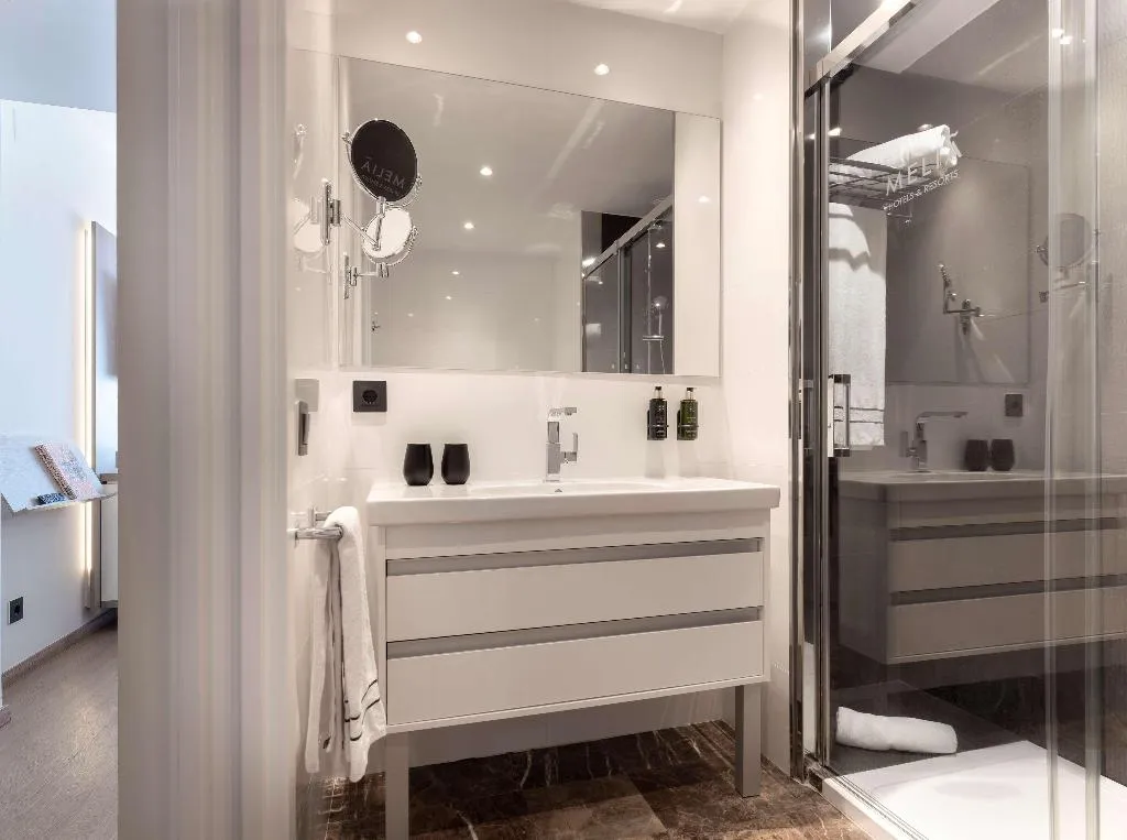 DOUBLE PREMIUM SEA VIEW Room, Melia Sitges, Costa Brava