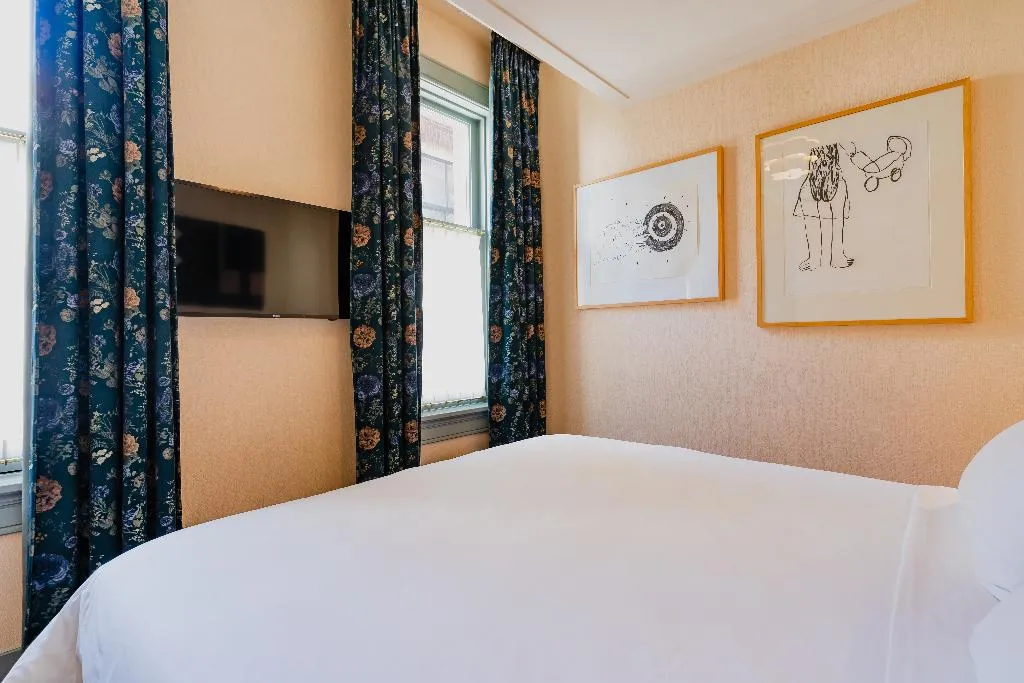DOUBLE BASIC Room, Hotel Mercier, Amsterdam