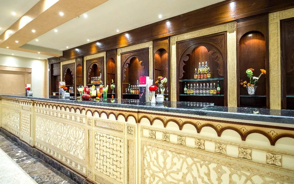 Bar, Hawaii Riviera Club Aqua Park-Families and Couples, Red Sea Riviera