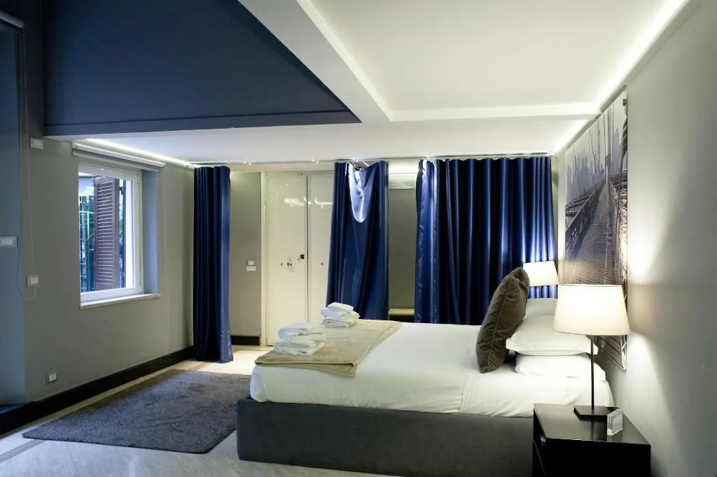Room, Piazza Farnese Luxury Suites, Rome