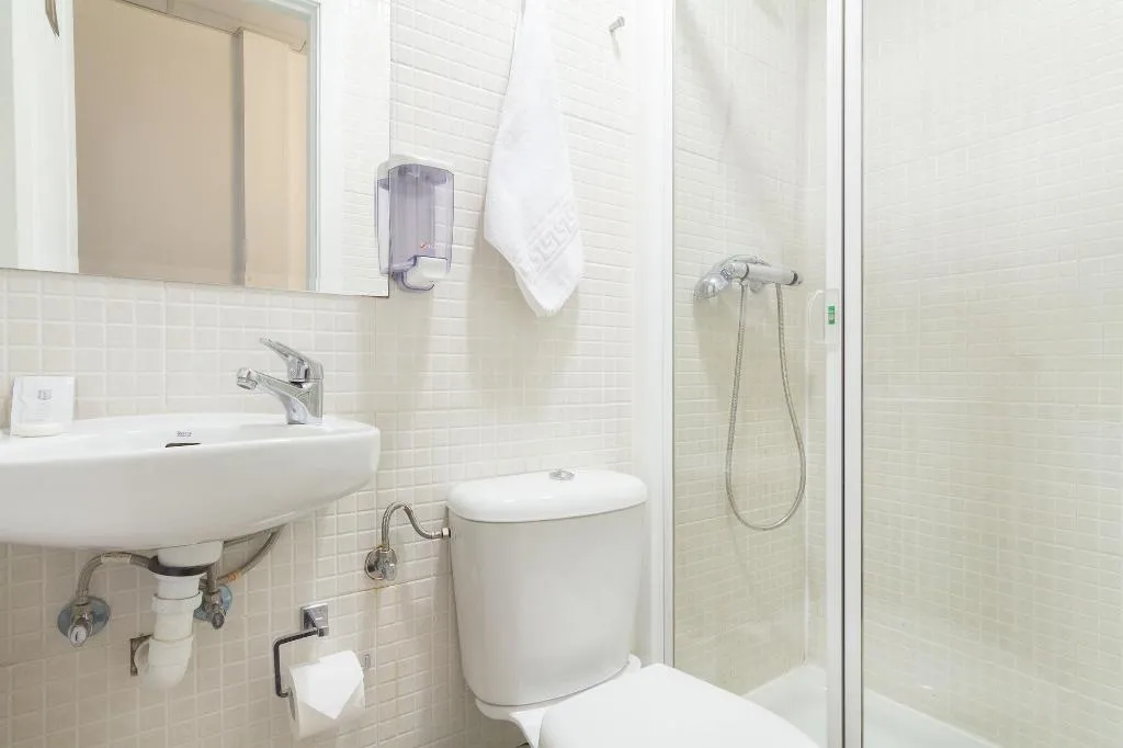 Room, Hostal Gran Via 63 Rooms, Madrid