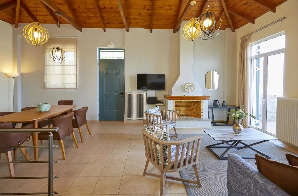 VILLA WITH PRIVATE POOL Room, Searocks Exclusive Village, Kalamata